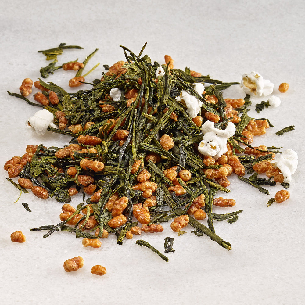 Genmaicha: Loose leaf Japanese green tea with toasted rice and popcorn