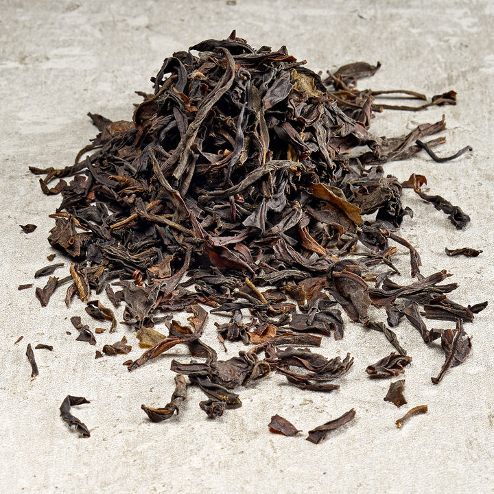 Phoenix Oolong: Loose leaf oolong tea from China